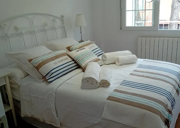 Casa El Azud La Cañada 1 Minuto Metro Apartamento